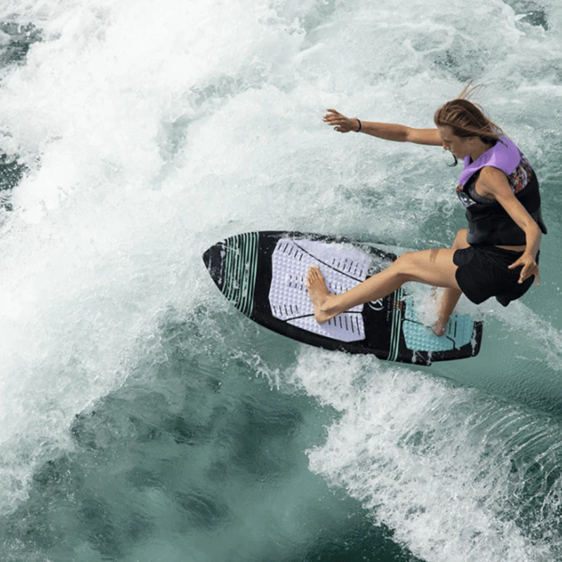 Ronix Sea Captain Wakesurf Board 2022 - Women's 2 Ronix Sea Captain Wakesurf Board 2022 - Women's - Image 2